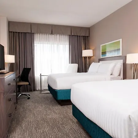 Holiday Inn Cleveland Clinic By Ihg-3